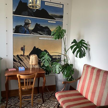 A Deux Pas De La Gare, La Maison Rouge Albertville Εξωτερικό φωτογραφία